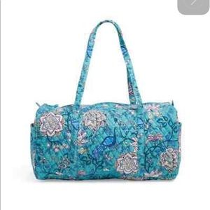 Vera Bradley QUILTED LARGE TRAVELER DUFFEL BAG PEACOCK GARDEN…